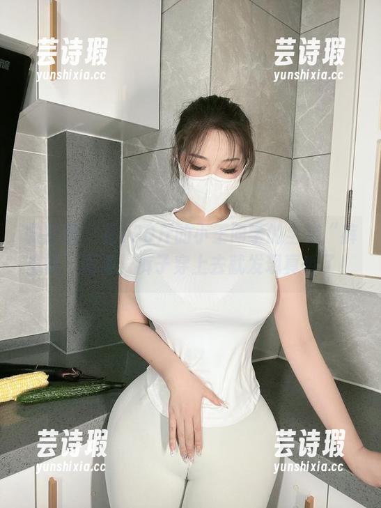 120斤的小王同学 微密圈 - 看120斤的小王同学的全套“裤里丝”图集,裤子穿上去就发现真香了!