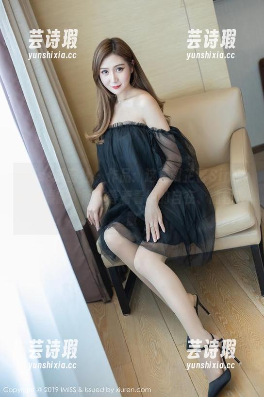 IMiss爱蜜社-谢芷馨Sindy IMiss爱蜜社 - 作品:这是谢芷馨Sindy的体操服,而你等着看她的自在、随性发散