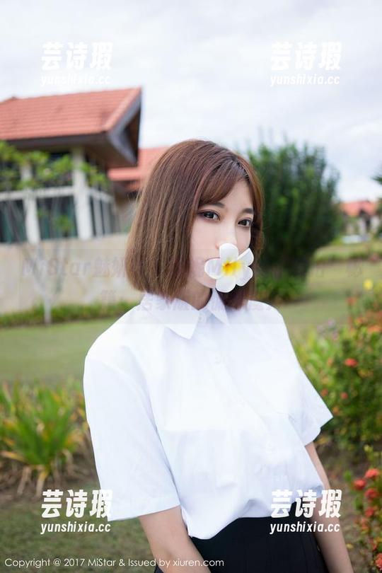MiStar魅妍社-闵妮Mily MiStar魅妍社 - 闵妮Mily的“私拍”秘籍:居家版的慵懒魔力