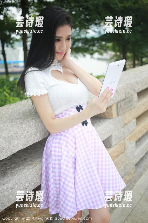 MyGirl美媛馆-糯美子Mini MyGirl美媛馆 - 糯美子Mini默默的私拍:像是聊了些小秘密