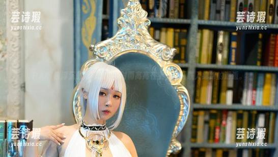 PAKI酱 PAKI酱浮沉最新作品集,时而高高在上,时而跌入绵绵的邂逅。