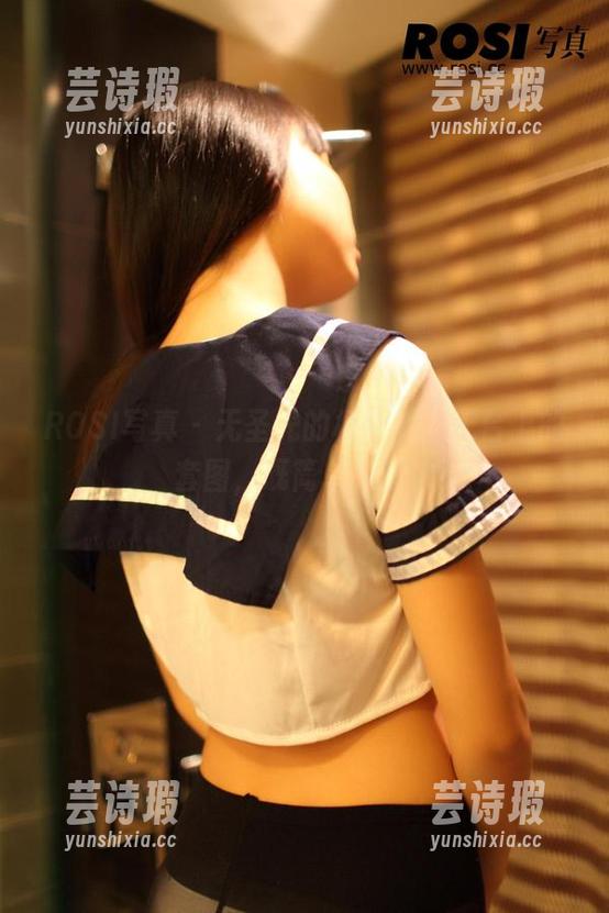 ROSI写真 - 无圣光的杨晨晨，天台上的套图，既简单又迷人