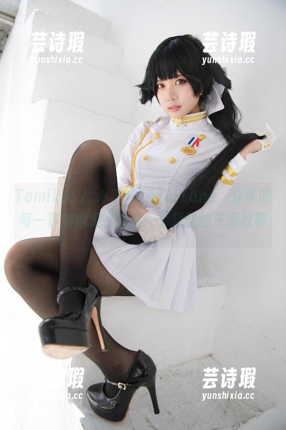 Tomiko(とみこ)的AzurLane，分享的每一幕都像是在诉说一个轻松的午后故事。