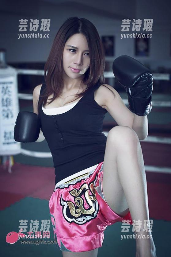 UGirls尤果网-佟蔓 UGirls尤果网 - 佟蔓泳衣大片,图包里的美图亮瞎了我的眼