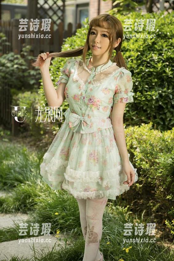 UGirls尤果网-王语纯 UGirls尤果网 - 随手一拍就是校园风景,王语纯高清摄影任你下载