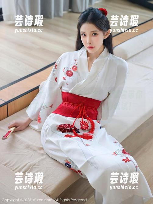 Xiuren秀人网-余虞酱 Xiuren秀人网 - 图集分享:余虞酱带你领略学妹真正的魔力,不信你试试!