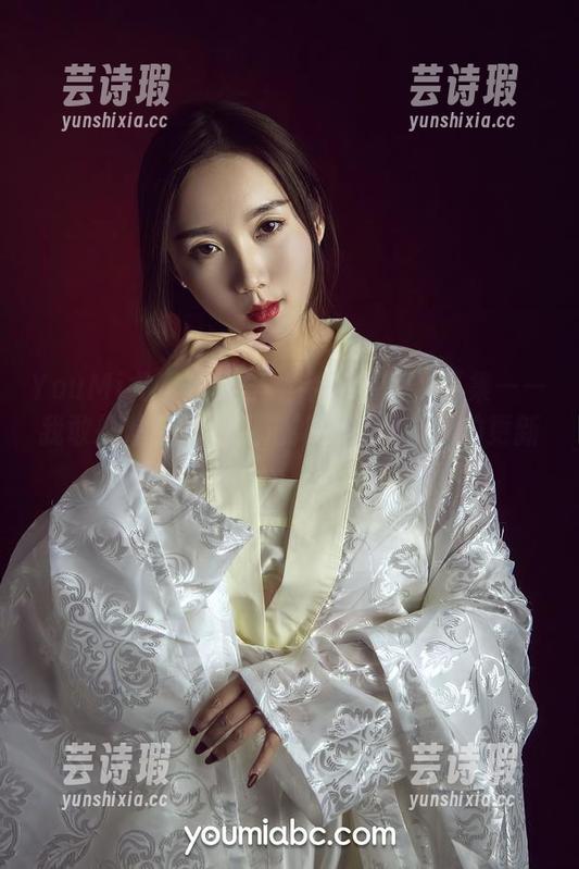 YouMi尤蜜荟-李芊芊 YouMi尤蜜荟 - 李芊芊的透明作品集——我敢打赌你从没见过如此“透彻”的更新!