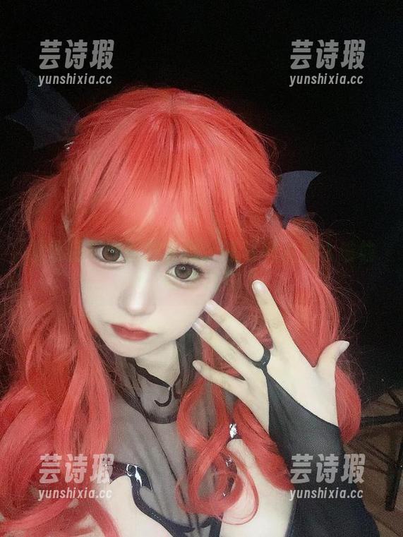 倦倦喵 倦倦喵与她的职业装:高清图片让人偷偷咕哝几句
