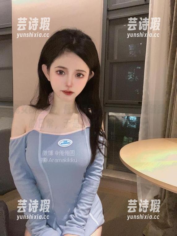 倦倦喵 兔女郎图集,倦倦喵正用她的私房打破我的日常,于是我开始自言自语!
