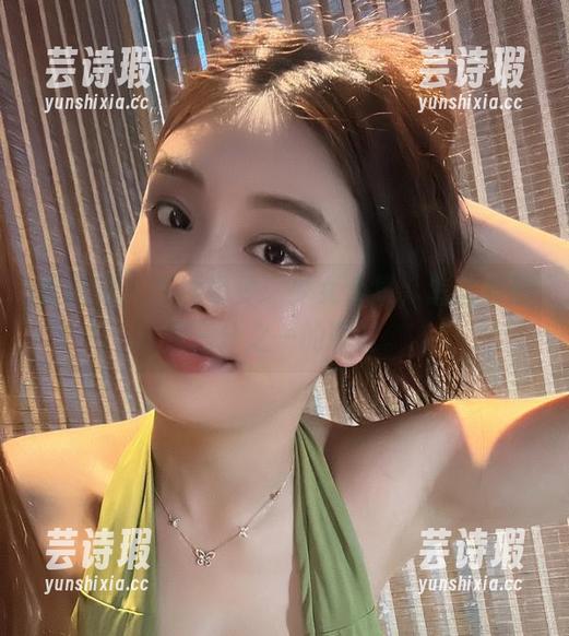 微密圈 - 在线奶雯：少女合集，怎么看都是三分之一的罪过。
