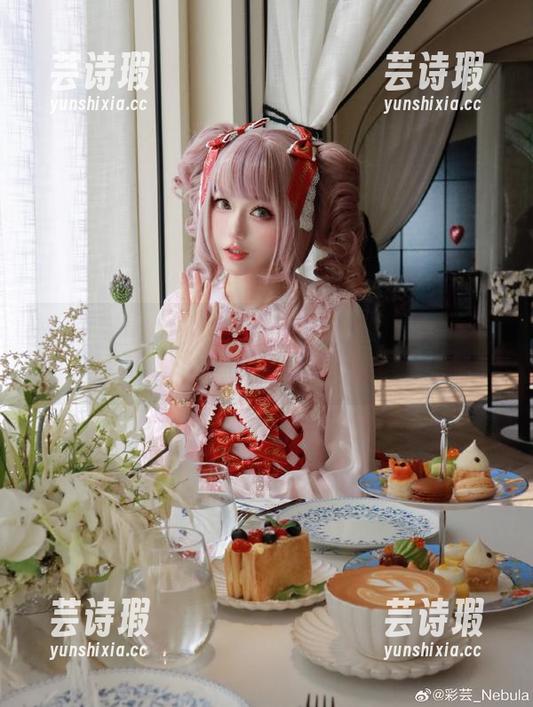 彩芸_Nebula 彩芸_Nebula的和服冒险:图片下载,看她如何在古典与现代中翩翩起舞
