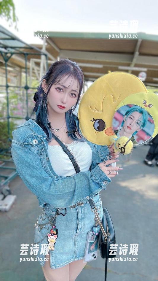 套图们，你们懂月城委员会的私拍吗？还是说只是我一个人“专属”？