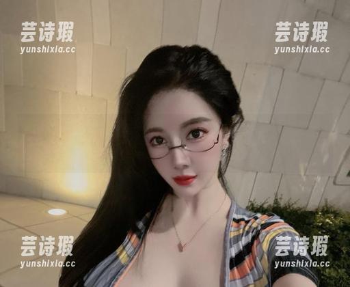 猪小七 微密圈 - 翻开猪小七的图片集,来一场无意义的审美争论吧!