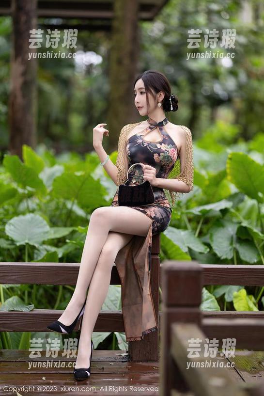 秀人网-小茉莉jasmine 秀人网 - 小茉莉jasmine又来了!高跟鞋写真集更新,“优雅就像小猫跳下桌子,带着点混乱”!