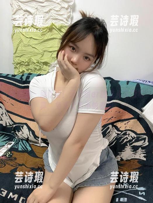 葱油饼er 微密圈 - 别眨眼!葱油饼er的雅儿贝德写真,免费大方不怕看见