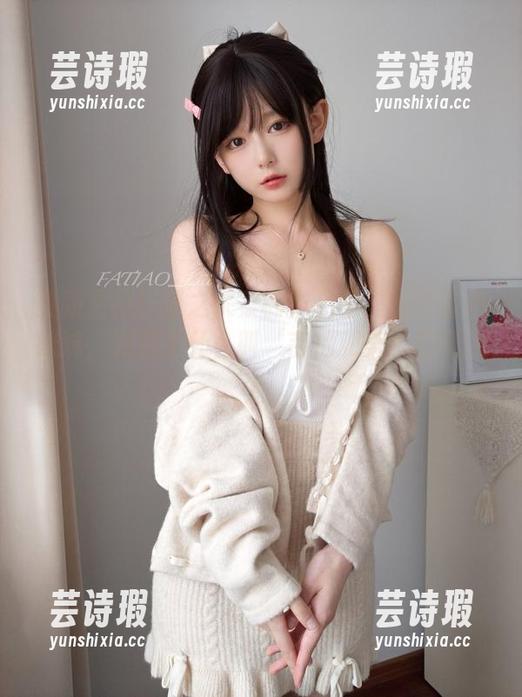 迷之呆梨 最新更新!迷之呆梨的作品集里有个吉他妹妹,做到了什么叫‘吉他和美’的搭配!