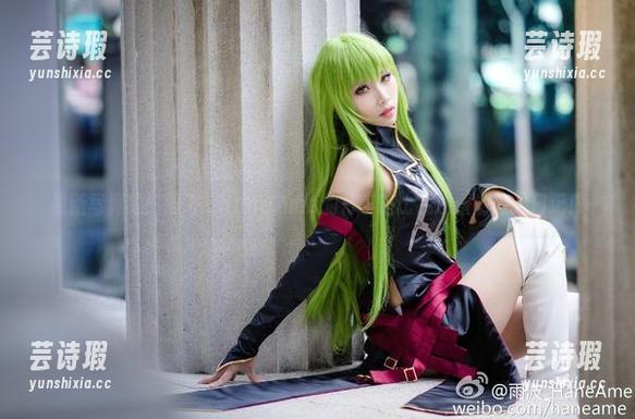 雨波_HaneAme 最新写真集:雨波_HaneAme的行李箱比我还重的旅拍日记!